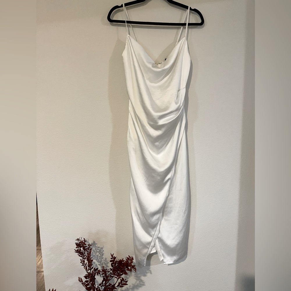 White Dress 🤍